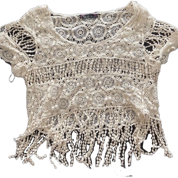 🌺Ooh La La festival core boho cropped crochet knit top w fringe tassle hem🌸🌺 - Picture 2 of 13